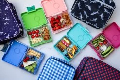 Yumbox Snack - Lekvrije Bento Box Lunchbox - 3 Vakken - Coco Roze / Rainbow Tray -Kruideniers Winkel 1200x799 32